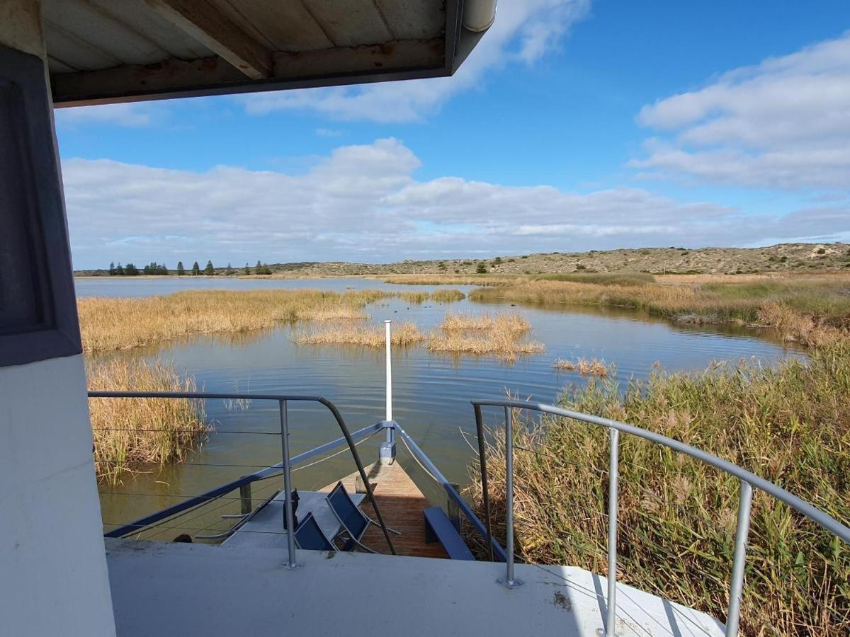 Ps Federal Retreat Paddle Steamer Гулва Екстериор снимка