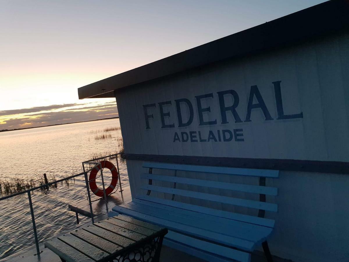 Ps Federal Retreat Paddle Steamer Гулва Екстериор снимка